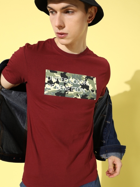 

United Colors of Benetton Men Maroon Printed Carefree Shape Tshirt