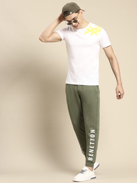 

United Colors of Benetton Men White Yellow Brand Logo Printed Pure Cotton T-shirt