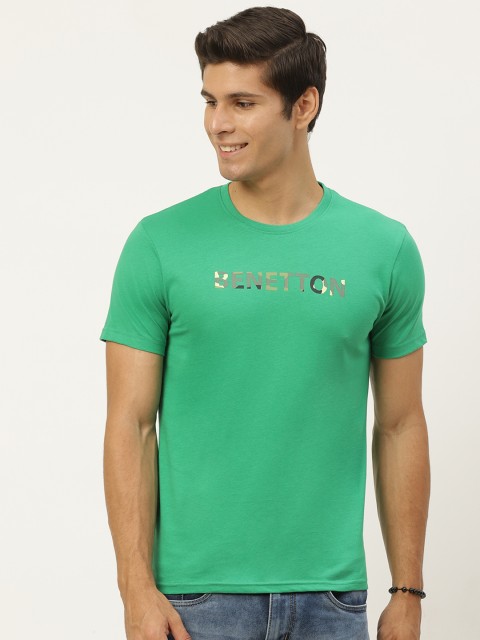 

United Colors of Benetton Men Green Solid Pure Cotton Brand Logo Pure Cotton T-shirt