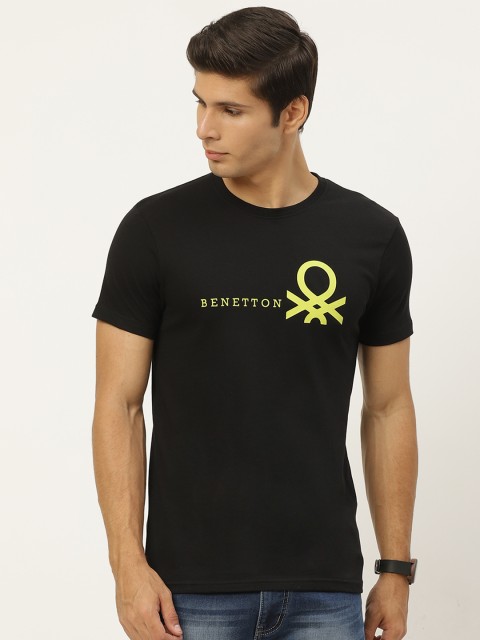 

United Colors of Benetton Men Black & Yellow Pure Cotton Brand Logo Print T-shirt