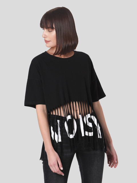 

Vero Moda Women Black Typography Printed Drop-Shoulder Sleeves Fringed Organic Cotton T-shirt