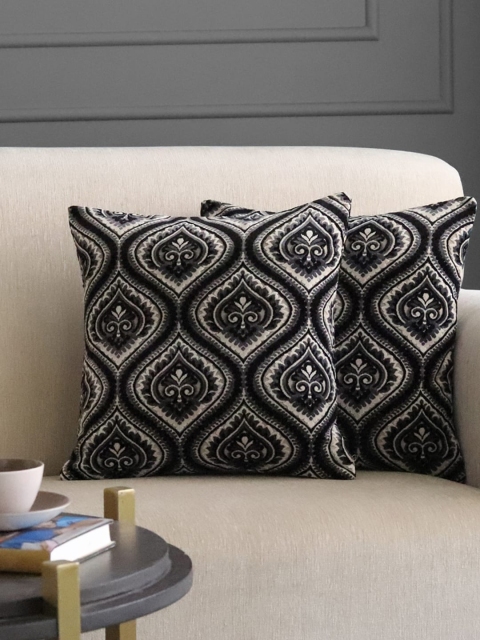 

GM Black & Beige Set of 2 Ethnic Motifs Square Cushion Covers