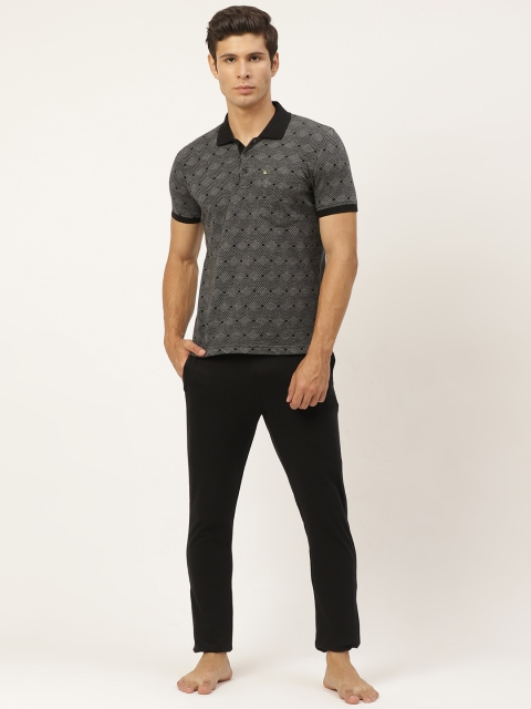 

Sweet Dreams Men Charcoal Grey & Black Printed Nightsuit