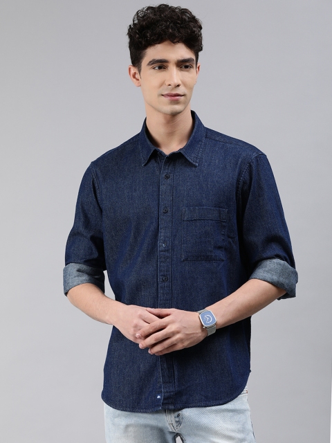 

Levis Men Blue Solid LMC NEW STANDARD RAINIER Casual Shirt