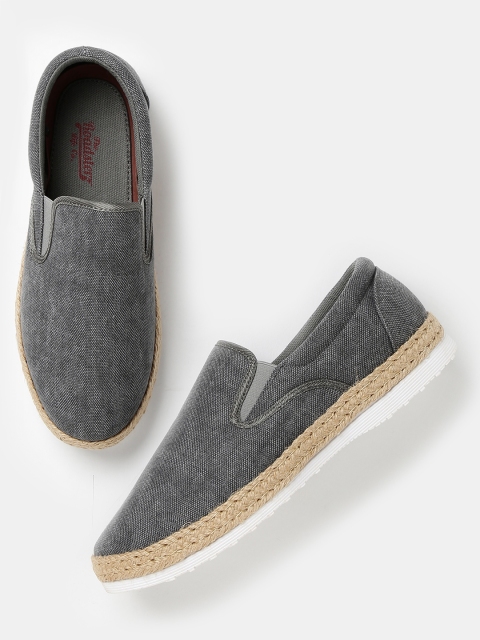 

Roadster Men Grey Slip-Ons
