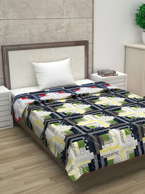 

Divine Casa Navy Blue & Red Geometric Mild Winter Reversible 110 GSM Single Bed Comforter