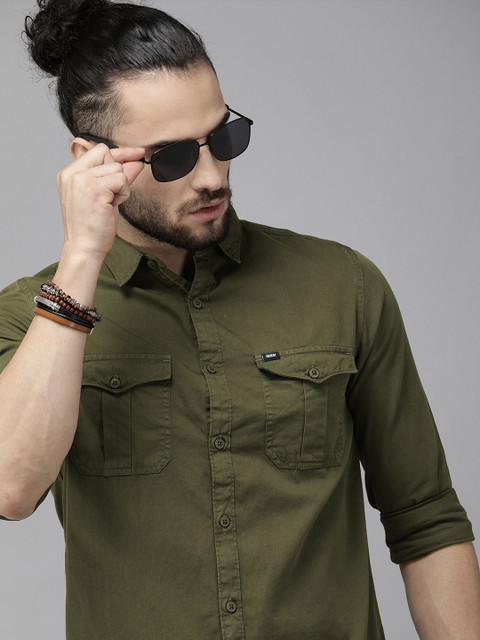 

SPYKAR Men Olive Solid Slim Fit Casual Shirt