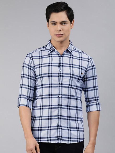 

SPYKAR Men White Slim Fit Checked Knitted Casual Shirt