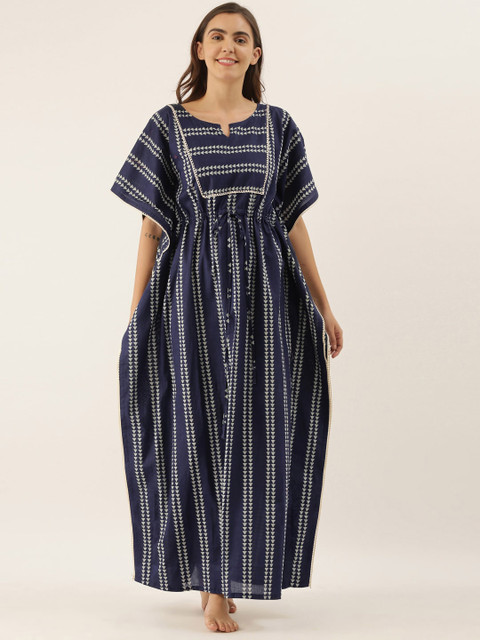 

Bannos Swagger Navy Blue & White Printed Nightdress