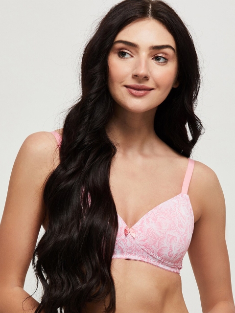 

max Pink & White Printed Non-Wired Lightly Padded Everyday Bra SU21PDNW08BLUSH
