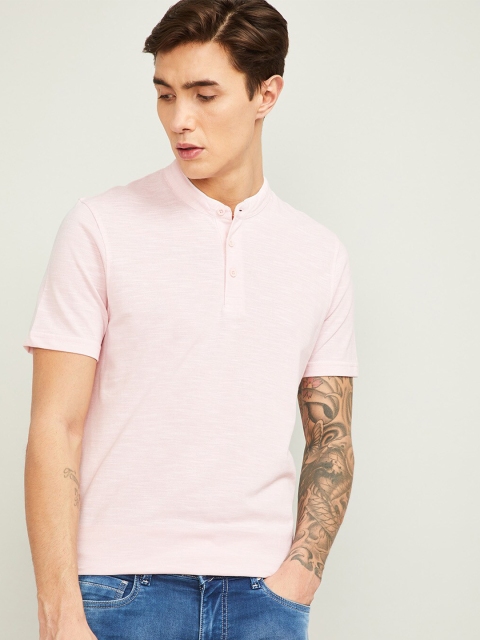 

Fame Forever by Lifestyle Men Pink Solid Cotton T-shirt