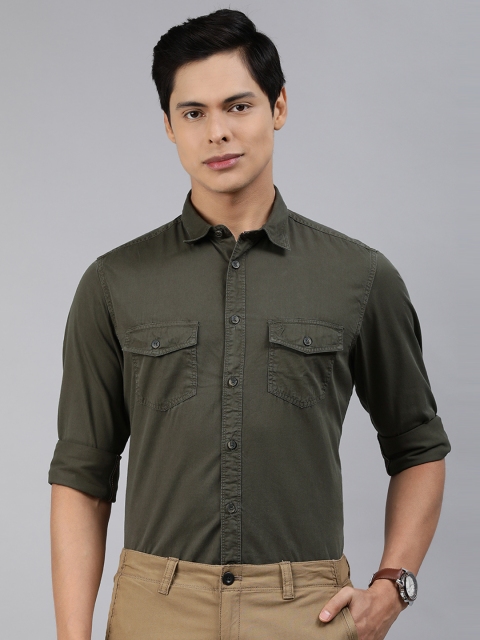 

Indian Terrain Men Olive Green Pure Cotton Solid Slim Fit Smart Casual Shirt