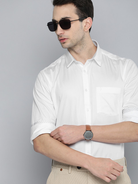 

Indian Terrain Men White Slim Fit Solid Pure Cotton Casual Shirt