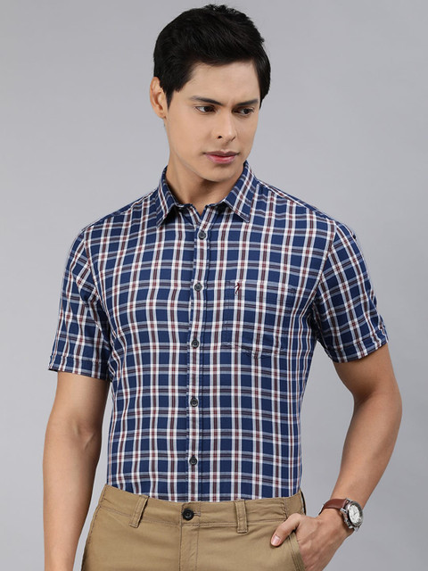 

Indian Terrain Men Navy Blue Pure Cotton Slim Fit Checked Smart Casual Shirt