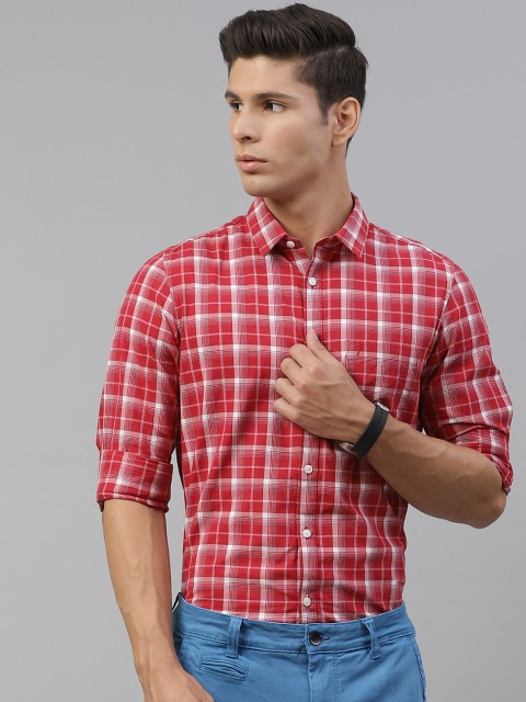 

Indian Terrain Men Red & White Chiseled Slim Fit Tartan Checks Smart Casual Shirt