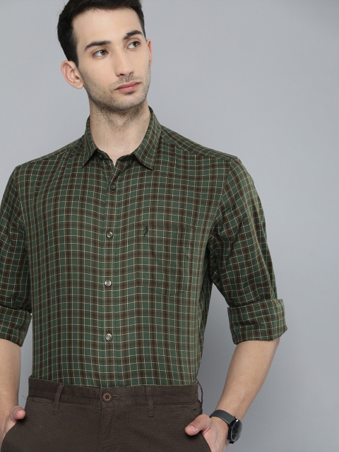 

Indian Terrain Men Green & Brown Cotton Slim Fit Checked Casual Shirt