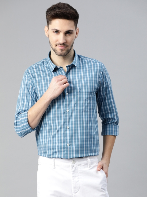 

Indian Terrain Men Blue & White Contoured Slim Fit Tartan Checked Casual Shirt