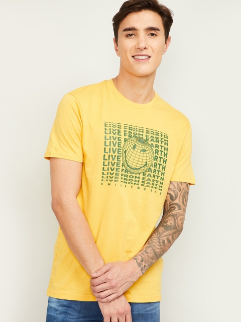 

SmileyWorld Mens Yellow Cotton T-Shirt