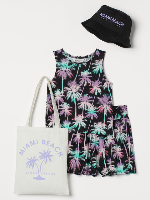 

H&M Girls 4 Piece Set With A Fabric Bag, Blue