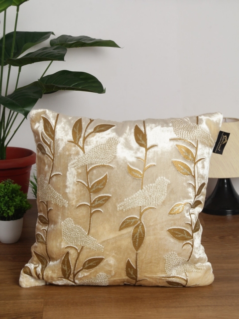 

HOSTA HOMES Beige & Silver-Toned Set of Single Embellished Square Cushion Covers