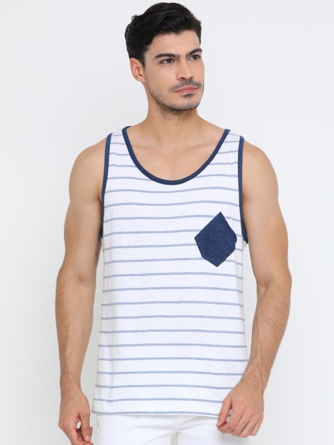 

Masculino Latino Men Navy Blue Striped Round Neck T-shirt