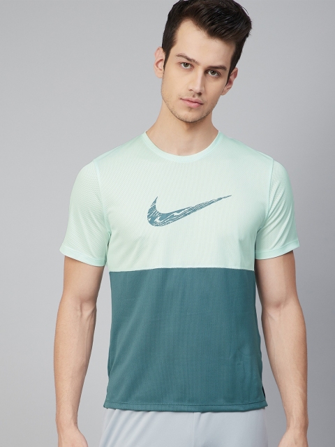 

Nike Men Green Breathe Colourblocked Running T-shirt