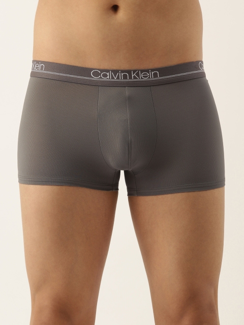 

Calvin Klein Underwear Men Grey Solid Trunks NB17625GS-5GS