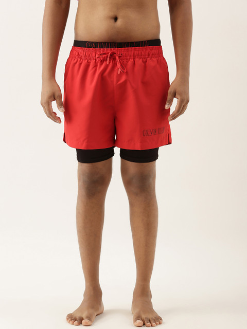 

Calvin Klein Underwear Men Red Solid Boxers KM00298655