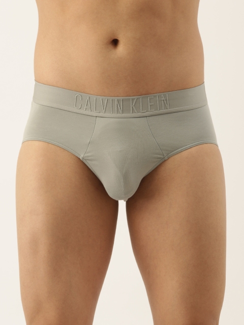 

Calvin Klein Underwear Men Grey Solid Briefs NB130674C