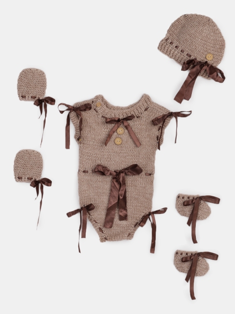 

Magic Needles Infant Beige Handmade Crochet Apparel Gift Set