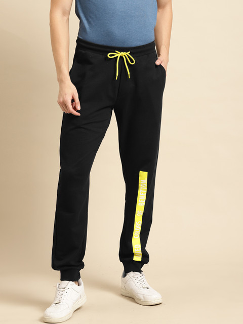 

United Colors of Benetton Men Black Solid Pure Cotton Joggers