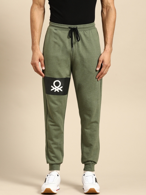 

United Colors of Benetton Men Olive Green Brand Logo Detail Pure Cotton Joggers