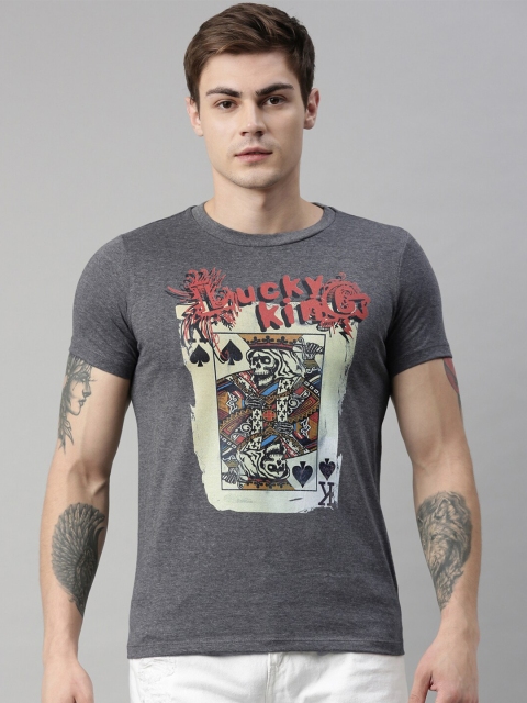 

QUANCIOUS Men Charcoal Grey & Red Printed Organic Cotton Round Neck Sustainable T-shirt