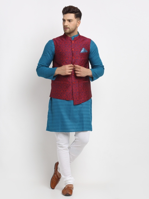 

NEUDIS Men Blue & White Striped Kurta with Pyjamas