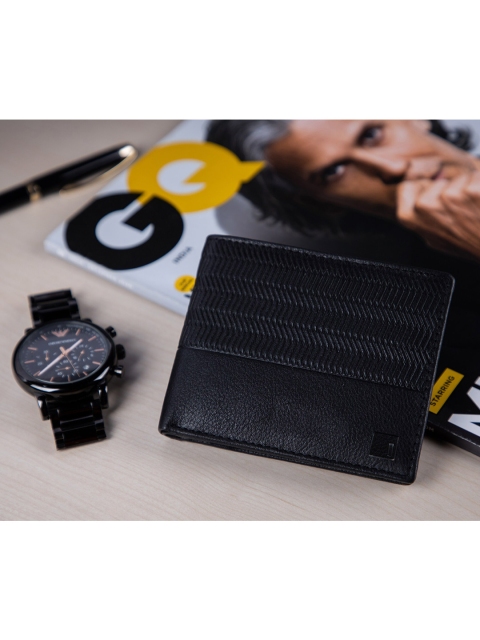 

Impulse Men Black Textured Two Fold Wallet