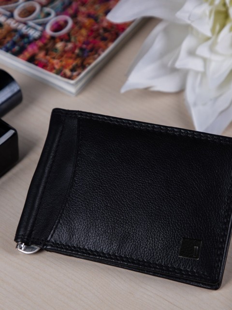 

Impulse Men Black Solid Leather RFID Money Clip