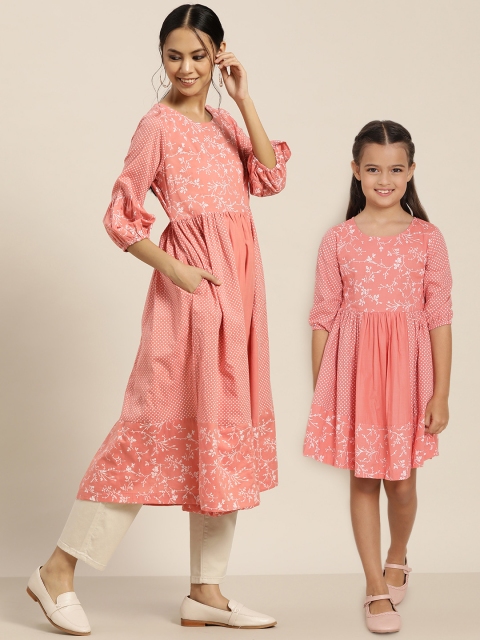 

Sangria Girls Coral Pink & Off-White Polka Dot Print Pure Cotton Fit and Flare Dress