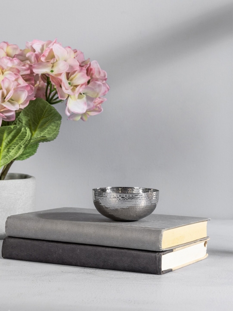 

Pure Home and Living Silver-Toned Hammered Bowl Set of 4