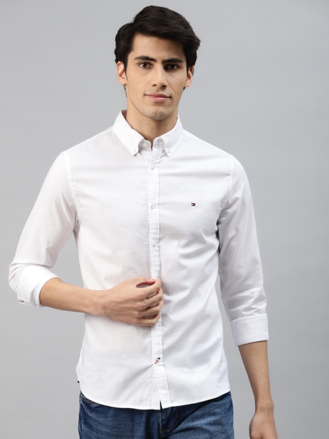 

Tommy Hilfiger Men White Solid Knitted Slim Fit Casual Shirt