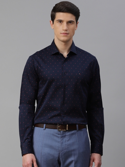 

Tommy Hilfiger Men Navy Blue & Red Slim Fit Printed Formal Shirt