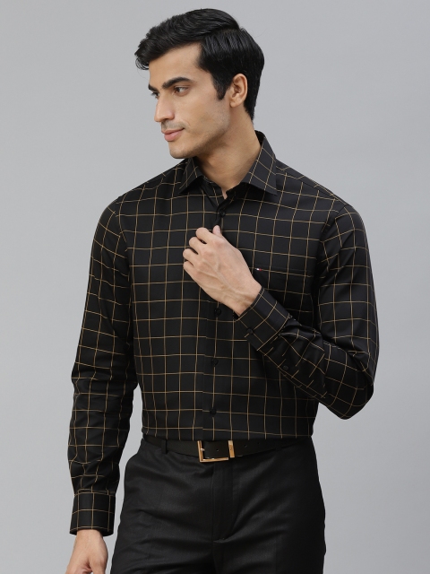 

Tommy Hilfiger Men Black & Mustard Yellow Windowpane Checked Pure Cotton Casual Shirt