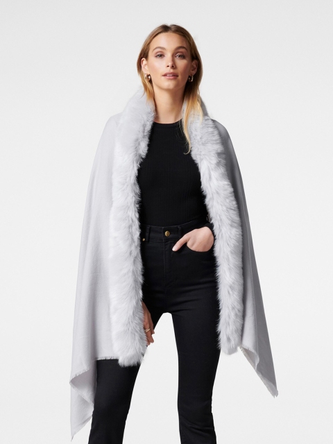 

Forever New Women Grey Melange Solid Scarlett Faux Fur Scarf
