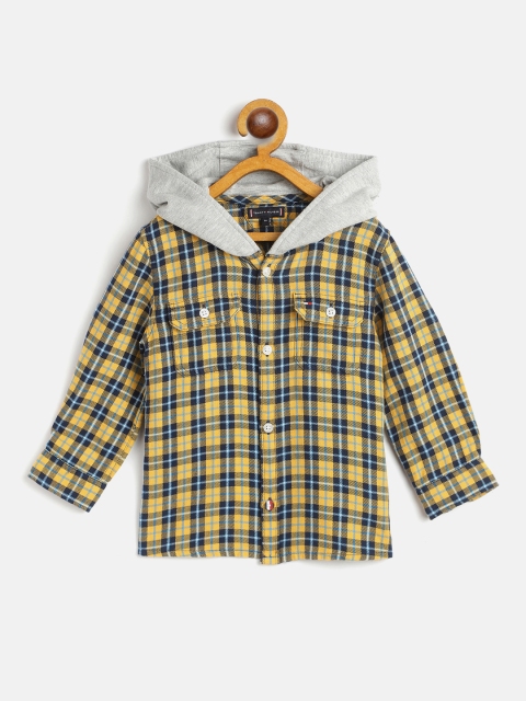 

Tommy Hilfiger Boys Yellow & Navy Blue Cotton Regular Fit Checked Casual Shirt