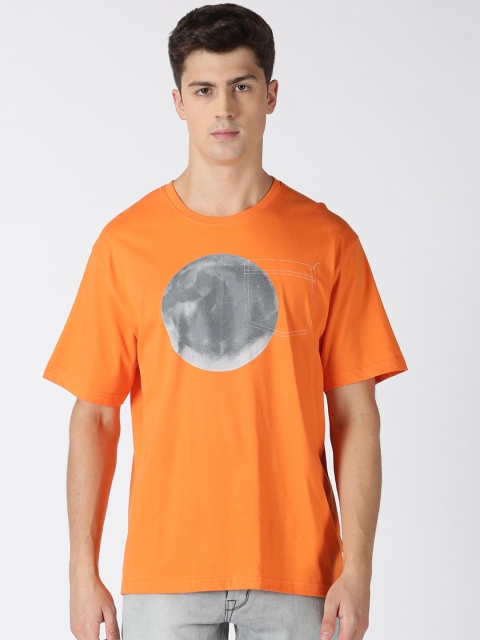 

Blue Saint Men Orange Printed Round Neck Cotton T-shirt