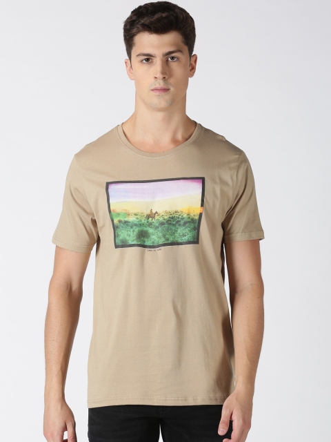 

Blue Saint Men Beige Printed Round Neck Cotton T-shirt