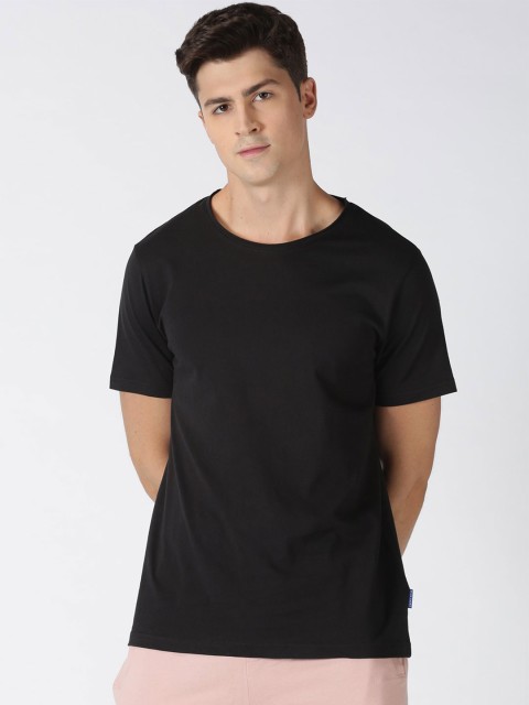 

Blue Saint Men Black Solid Round Neck Cotton T-shirt