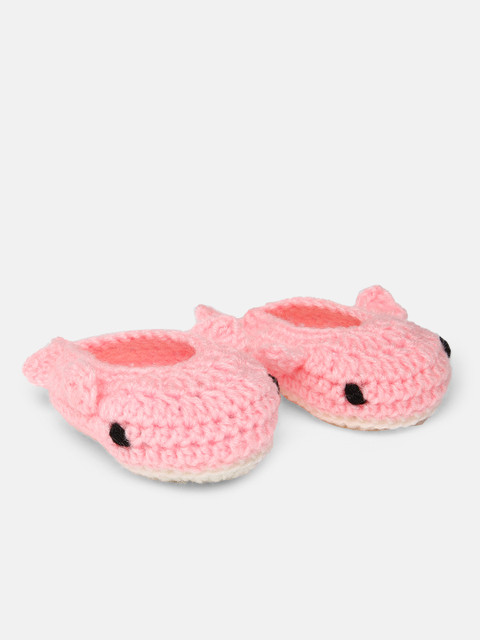 

Magic Needles Infant Girls Pink Dolphin Shape Crochet Booties