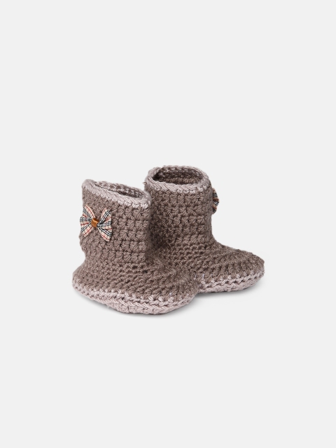 

Magic Needles Infant Girls Brown Solid Handmade Woolen Booties