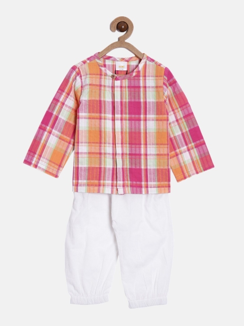 

Aomi Boys Pink & Orange Solid Kurta with Trousers