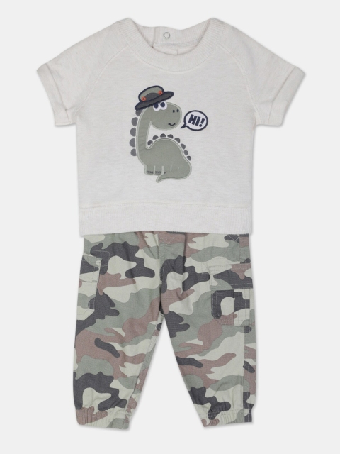 

The Childrens Place Boys Grey & Green Solid T-shirt with Trousers